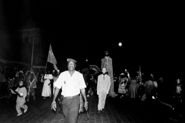 Desfile na véspera da missa do Bonfim. - 20 de janeiro de 1996 - Porto Novo, Benim